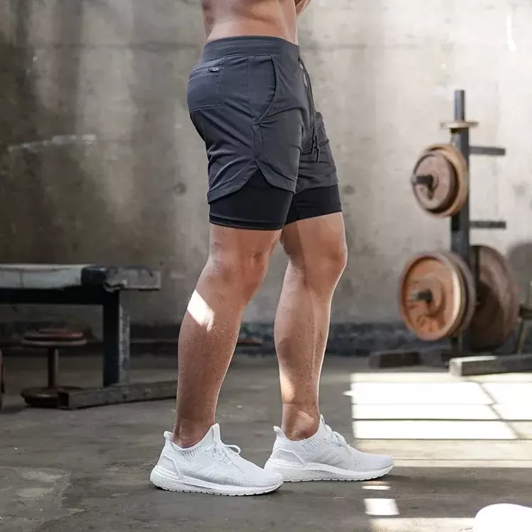 Мужские спортивные шорты для спортзала Бег дышащие тренировки для фитнеса двухслойная рубашка со скрытыми карманами повседневные камуфляжные шорты