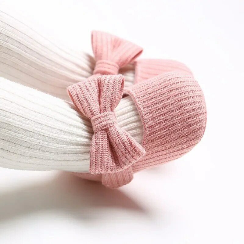 赤ちゃんと女の子のためのレトロな靴,柔らかい底のスリッパ,綿,0〜18か月,春,秋