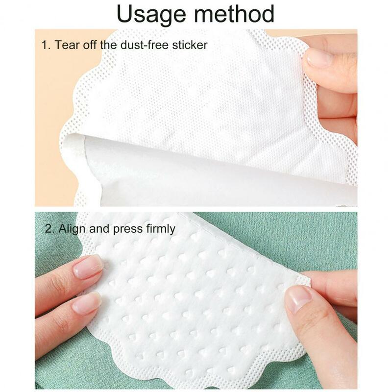 40 pezzi di cuscinetti per il sudore delle ascelle Fight Hyperhidrosis Underarm Sweat Pads Stay Dry All Day adesivi Anti-sudore invisibili ultrasottili
