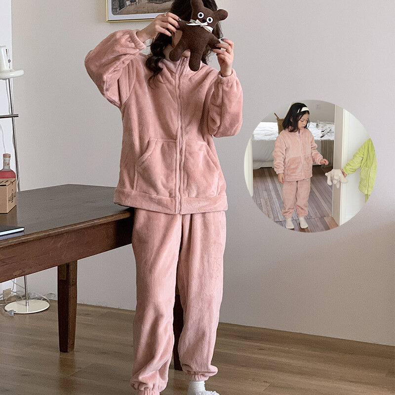 Boys and girls plush set, mother and child warm pajamas, parent-child home clothing, family of three, can be worn externally