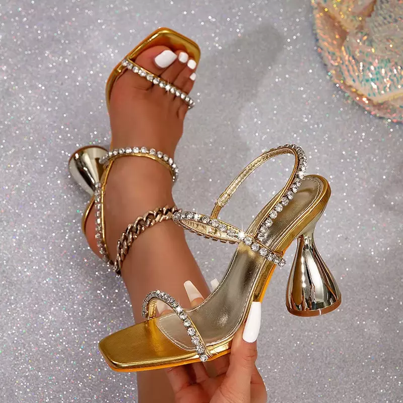 Sandalias de tacón alto con forma de oro para mujer, calzado de lujo, Sexy, correa en el tobillo, cristal hueco, Punta abierta, Stripper, Verano