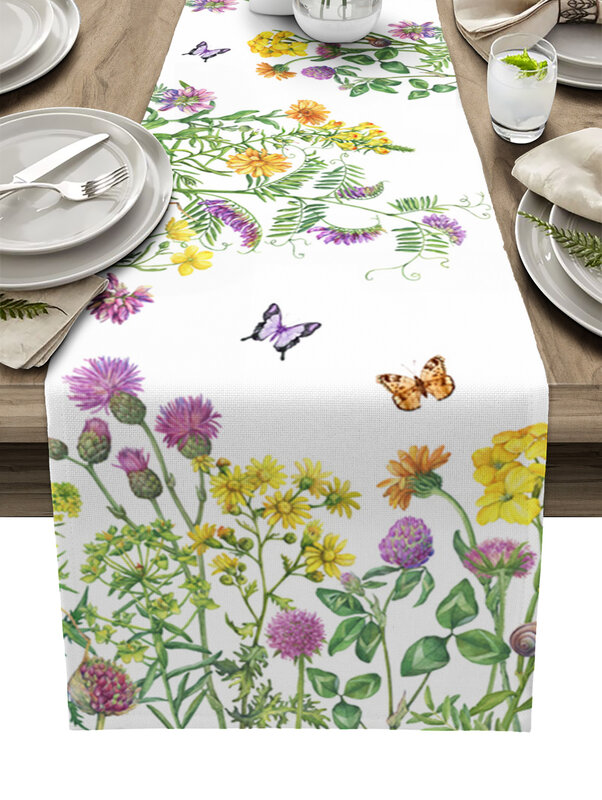 Скатерть из хлопка и льна с изображением бабочек и цветов