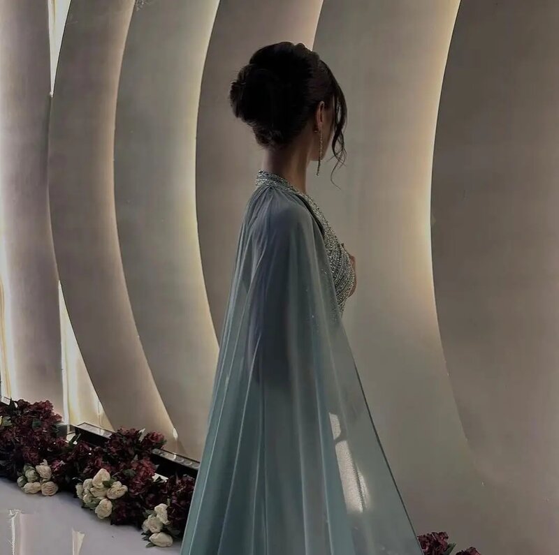 Gaun Prom putri duyung manik-manik sifon hijau antik gaun acara Formal belahan samping lantai Halter gaun malam