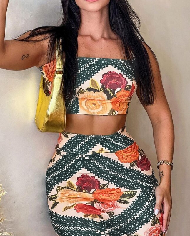 Women's Temperament Suits 2024 Summer Latest Vintage Sexy Floral Print Square Neck Sleeveless Crop Top & Slit Vacation Skirt Set