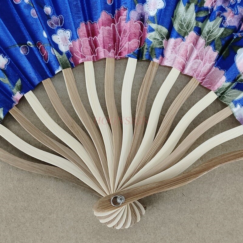 Fine Silk Cloth Folding Fan Female Dragon Gift Single Paragraph Unisex Multicolor Grownups Plastic 2021