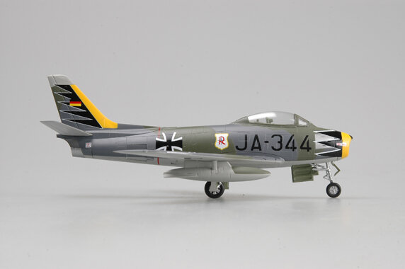 Easymodel-37103 1/72 alemán, F-86F "Sabre" 3./JG71. Avión militar estático terminado, modelo de plástico, colección o regalo, 1963