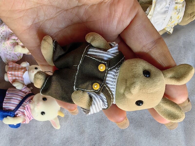 Keluarga hutan asli 1:12 rumah boneka furnitur Mini beruang kelinci anjing kucing piaraan boneka tokoh mainan hadiah anak-anak