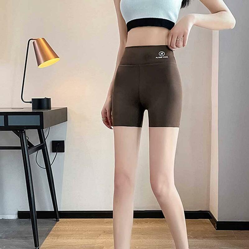 Celana pendek Yoga ketat tanpa kelim celana pendek olahraga wanita celana pendek bersepeda celana pendek Fitness elastis sejuk pinggul-mengangkat santai celana pendek wanita