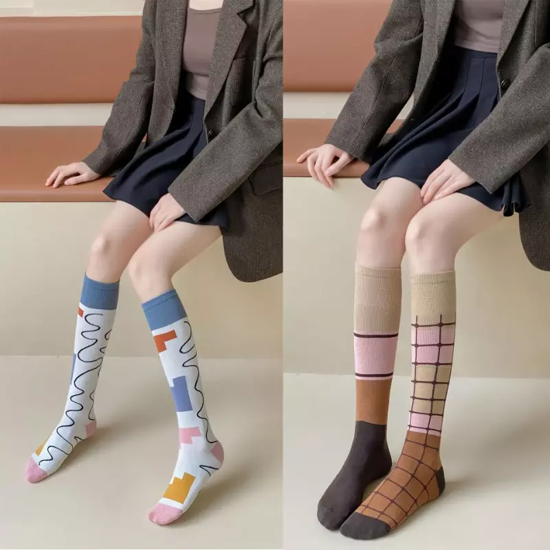 Calcetines por encima de la rodilla con rombos del alfabeto, calcetín de algodón puro, versión coreana, tendencia de moda, ins