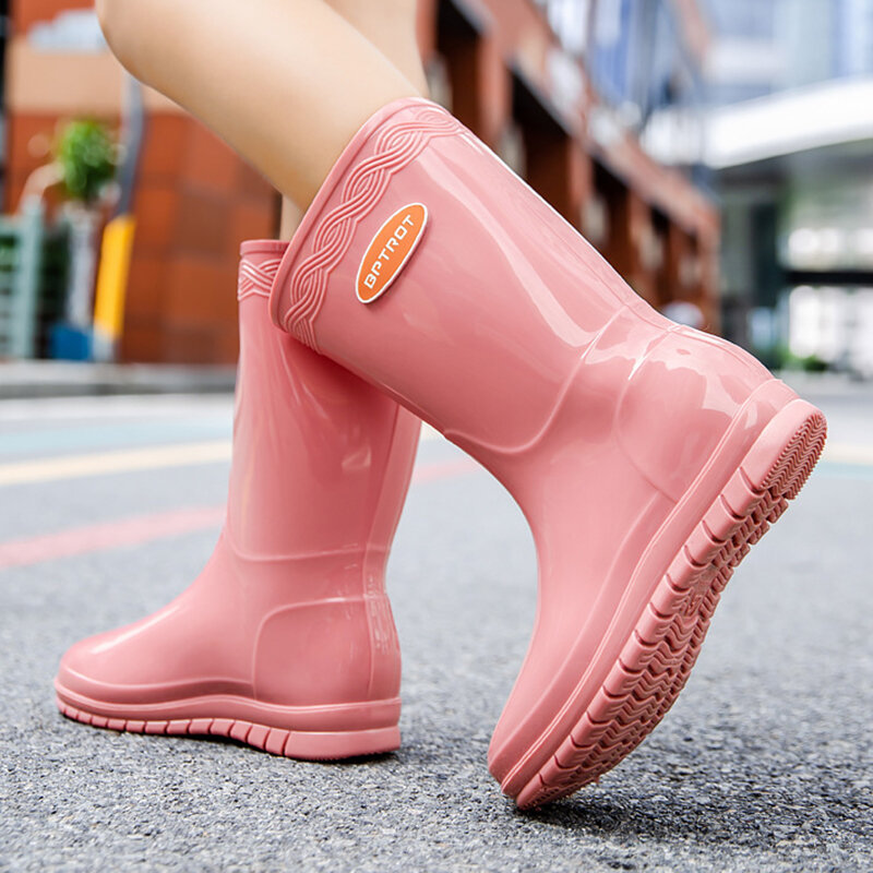 Botas de lluvia de tubo largo para mujer, zapatos impermeables de alta calidad, de goma y PVC, a la moda, para jardín