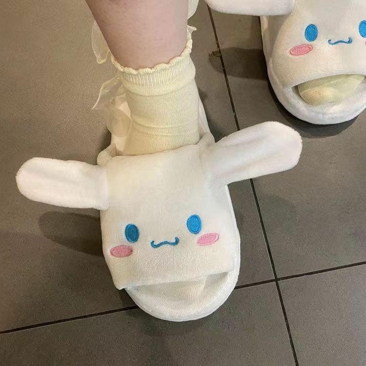 Sandal Anime sandal katun Sanrio dengan telinga bergerak Kuromi Cinnamoroll My Melody sandal gadis Kawaii hadiah antiselip rumah