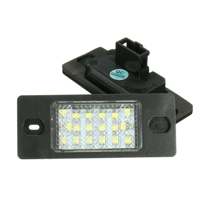 زوج واحد من مصباح لوحة ترخيص LED للسيارة 18-3528-SMD لطوارق 2003-2010 95563162002 6500K مصباح لوحة ترخيص السيارة الأبيض