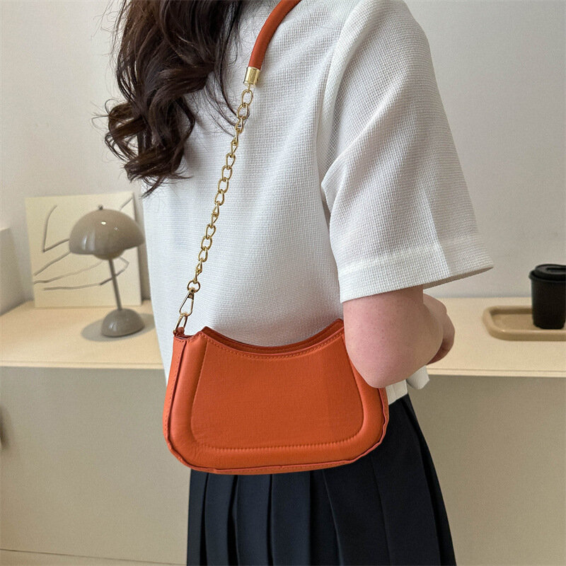 New Tassel Small Messenger Bag for Women Trend Lingge Embroidery Camera Female Shoulder Bag Fashion Chain Ladies Crossbody Bags