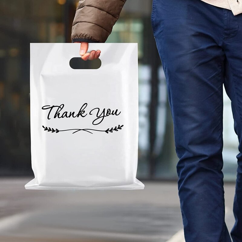 Customized product、Reusable Eco-friendly Thick Large Retail Shopping Bags Plastic Bags with Handles for Small Retail Shops