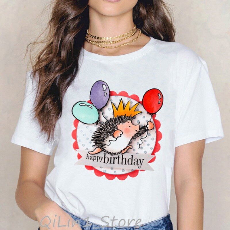 T-Shirt manica corta da donna Cartoon Cute Little Hedgehog Print san valentino Love un pezzo di capelli Harajuku T-Shirt oversize