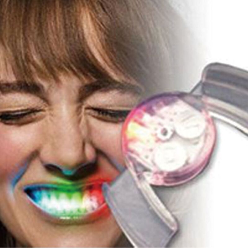 ฟันไฟแฟลช LED สำหรับเด็กมีฟันเรืองแสงมีไฟสำหรับงานเทศกาลและความแปลกใหม่ตลก