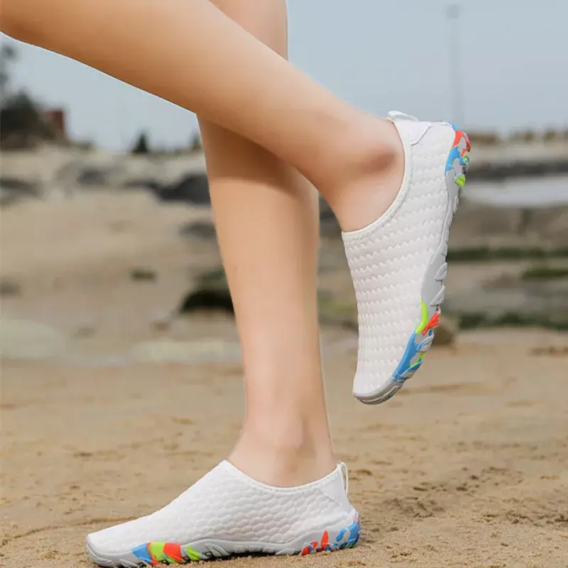Scarpe da acqua da uomo scarpe da esterno a piedi nudi da donna pantofole da spiaggia per adulti durevoli ad asciugatura rapida Sneakers da acqua Surf Walking Water Yoga