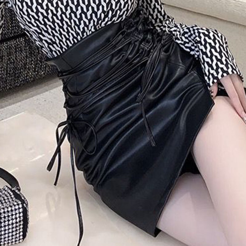 Черные кожаные мини-юбки, женская готическая облегающая юбка-карандаш на шнуровке с высокой талией, женская сексуальная клубная юбка-карандаш с разрезом на спине и молнии
