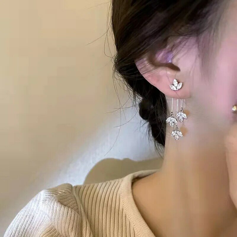 Nuovi orecchini pendenti con zirconi nappa per le donne orecchini Color oro a forma di foglia fortunata di alta qualità regalo di gioielli di tendenza per la fidanzata