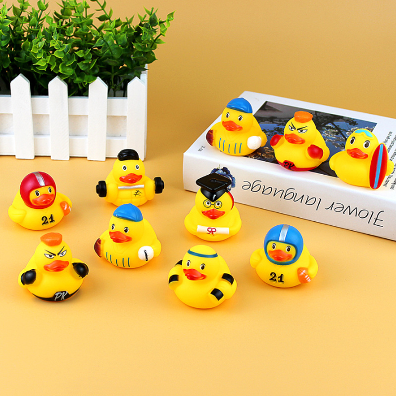 Neue Sport Enten förmige niedliche Ente Spielzeug Squeeze Baby Bad Spielzeug Float Ente Geschenk für Kinder Urlaub Wasserspiel zeug