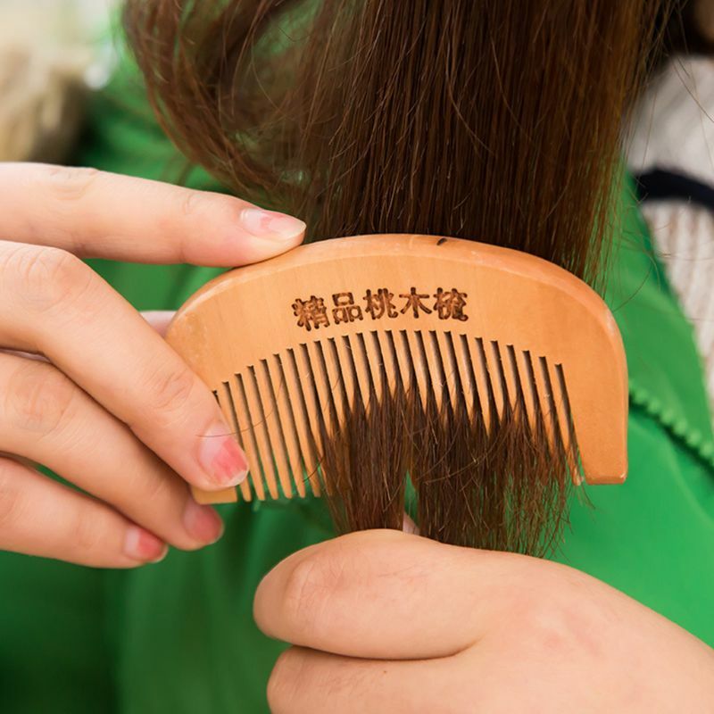 D0AB 1Pc 8.7cm Natural Peach Wood Thickened Curved Pocket Hair Comb Massage Anti-Stat