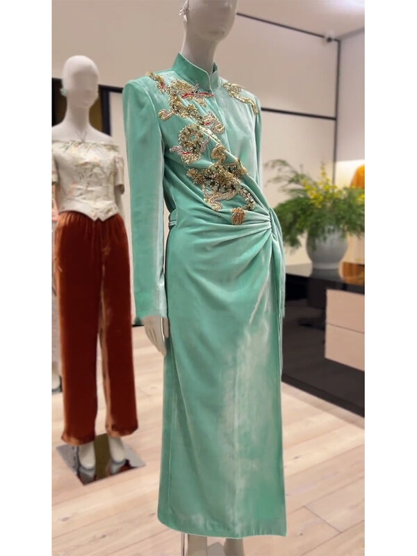 Модное нежное элегантное бархатное зеленое платье в китайском стиле богини