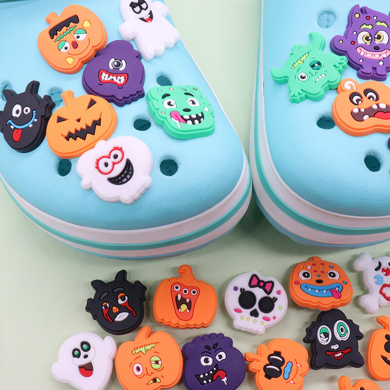 Buona qualità 1 pz ciondoli per scarpe in PVC Halloween Ghost Pumpkin Monster accessori scarpe per bambini fibbia ornamento Fit regalo per feste fai da te