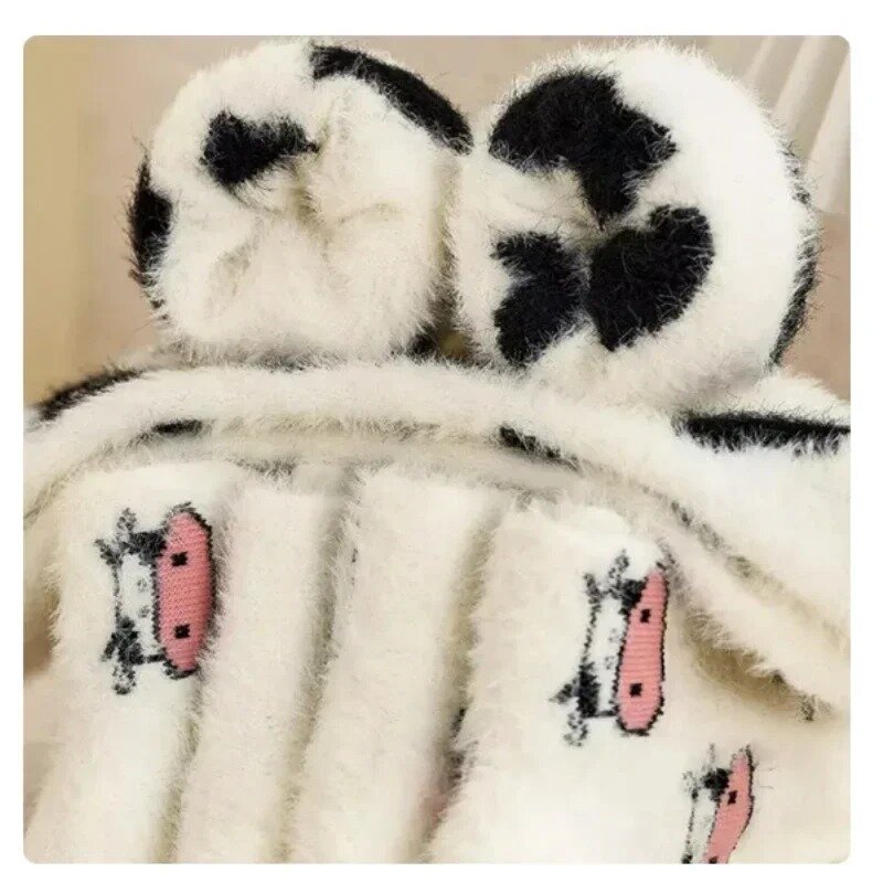 1/2 Pairs Lovely Milk Cow Socks for Women Thicken Cashmere Mid Tube Socks Sweet Girls Soft Warm Korean Outwear Floor Wear Socks