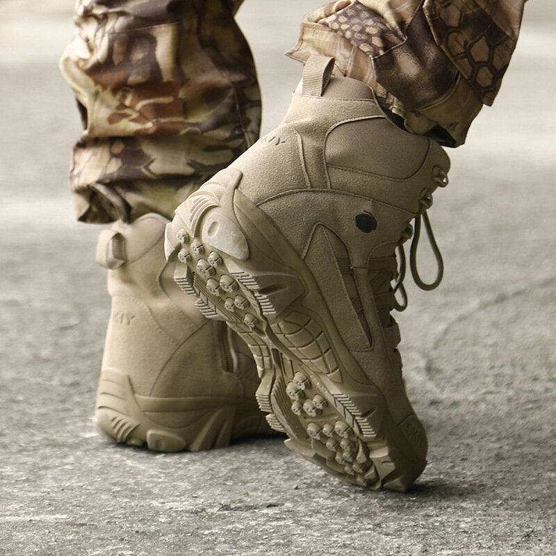 Botas de camurça militar para homens, botas táticas de combate ao ar livre, sapatos de trabalho impermeáveis, alta qualidade