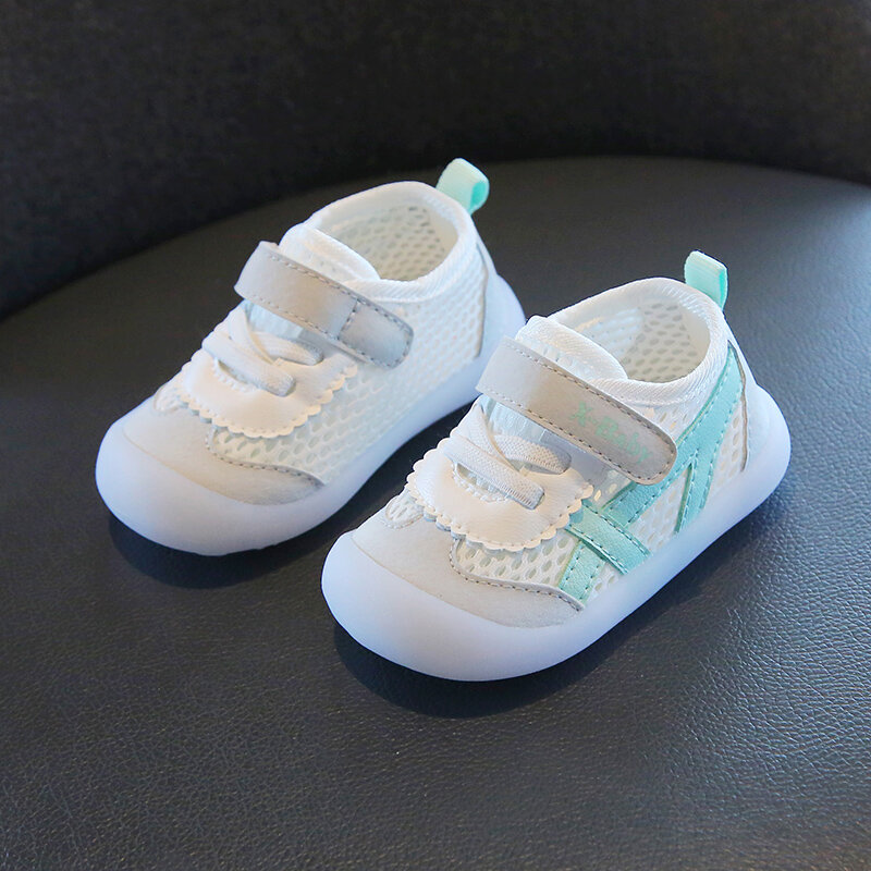 Scarpe da bambino in rete traspirante per neonate, fondo morbido in gelatina, comode scarpe Casual in rete bianca antiscivolo