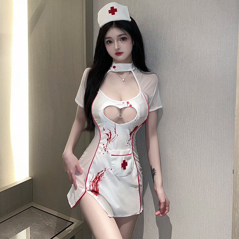Accogliente, sexy e piccante uniforme da infermiera, seducente, puro desiderio, non c' è bisogno di togliere la gonna corta con glutei spaccati