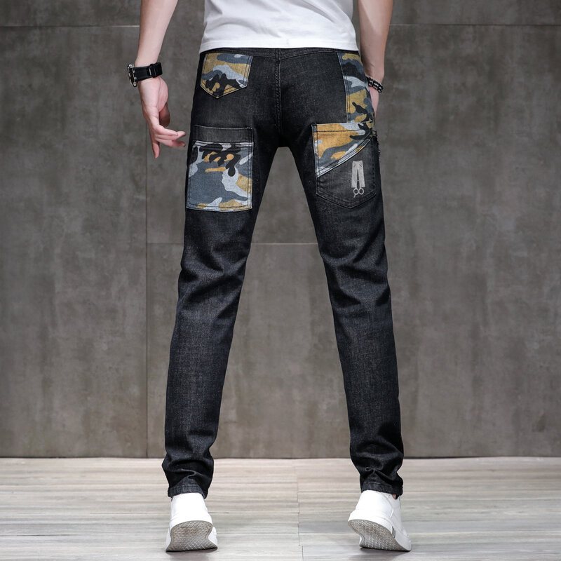 Kamuflażowe jeansy męskie styl motocyklowy z osobowością uliczną Slim Fit Skinny Stretch Pants2024New