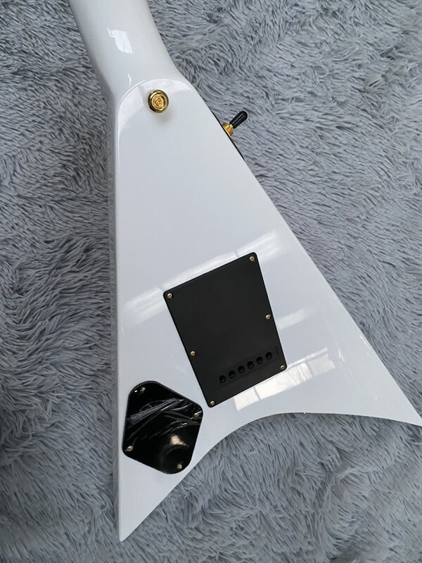 High quality rock electric guitar, vibrato system, V-shaped dovetail design design, gold jewelry, shell inlay free shipping