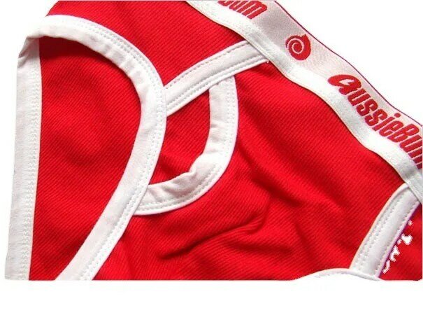 Wholesale of new men's comfortable and breathable triangular underwear with threaded side opening