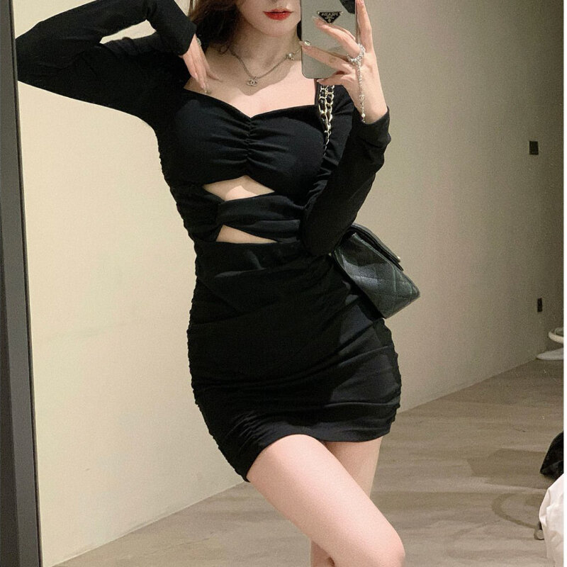 Houzhou ชุดเดรสเข้ารูปเซ็กซี่สำหรับผู้หญิงขนาดเล็กสีดำแขนยาวชุดเดรสปาร์ตี้สั้นคอเหลี่ยม Y2k ชุดลำลองย้อนยุคหรูหราเกาหลี