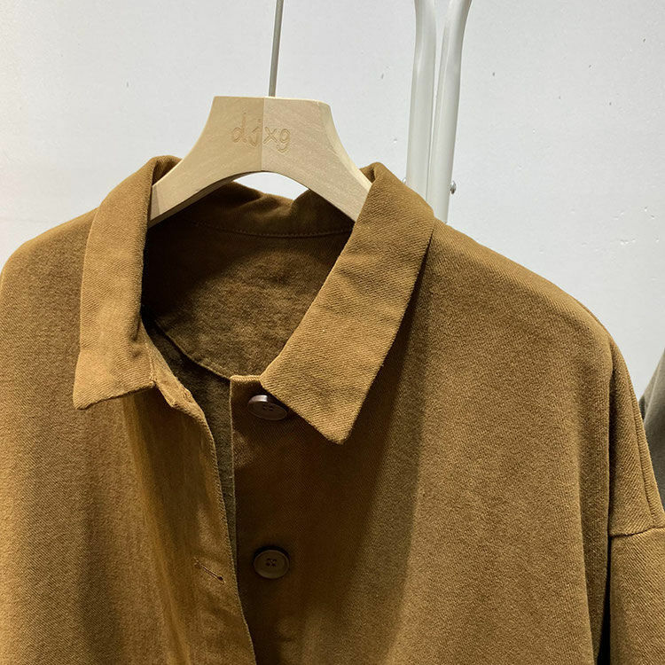 Large size retro solid color lapel, long sleeves, large pockets, medium length coat, women's loose windbreaker trend