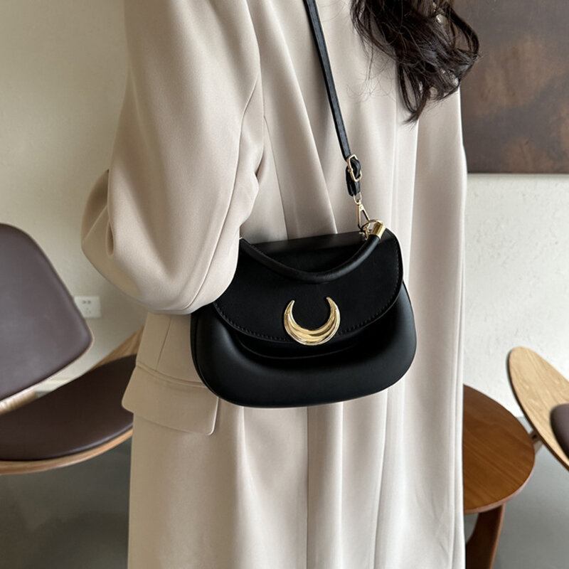 2024 New Leather Saddle Armpit Bag Women Vintage Moon-Shaped Buckle Casual Underarm Handbag Macaron Solid Color Cross Body Bag