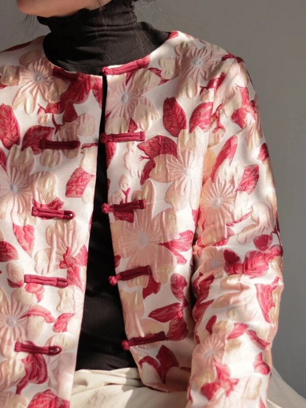 Giacca trapuntata imbottita imbottita in cotone vestiti in cotone cappotto in stile cinese Top corto da donna caldo allentato stampato inverno
