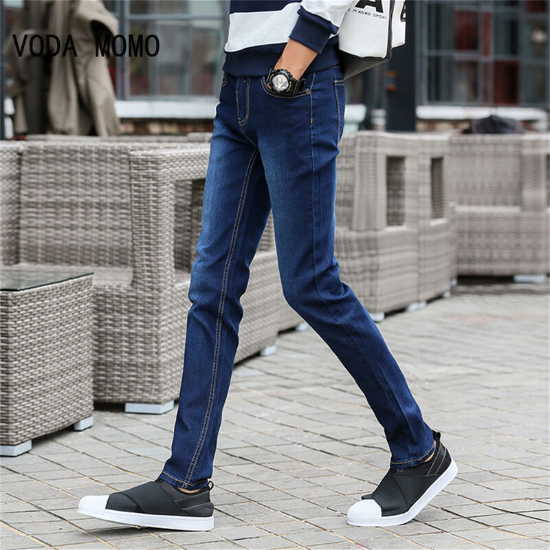 Celana Jeans Pria Fashion Jeans Ketat Biru Gelap Lentur untuk Pria Celana Denim Pas Badan Kasual Celana Jeans Pria Gaya Korea