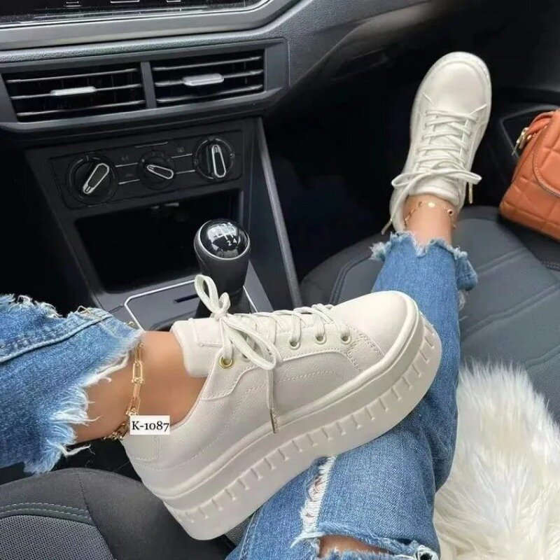 2024 Designer Women Leather Platform Casual Fashion Solid Color Chunky Heel Sneakers Flat Sports Shoes Female Zapatillas Mujer