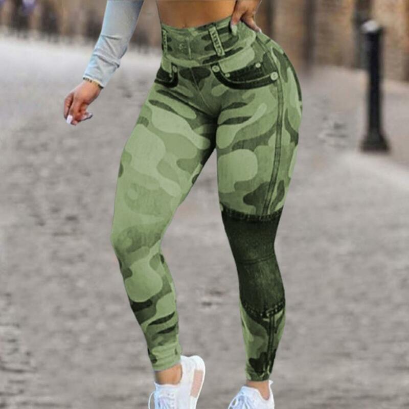 Jeans Denim Palsu Celana Wanita Legging Ketat Pinggang Tinggi Mulus Kamuflase Celana Yoga Camo Celana Latihan Pantalon