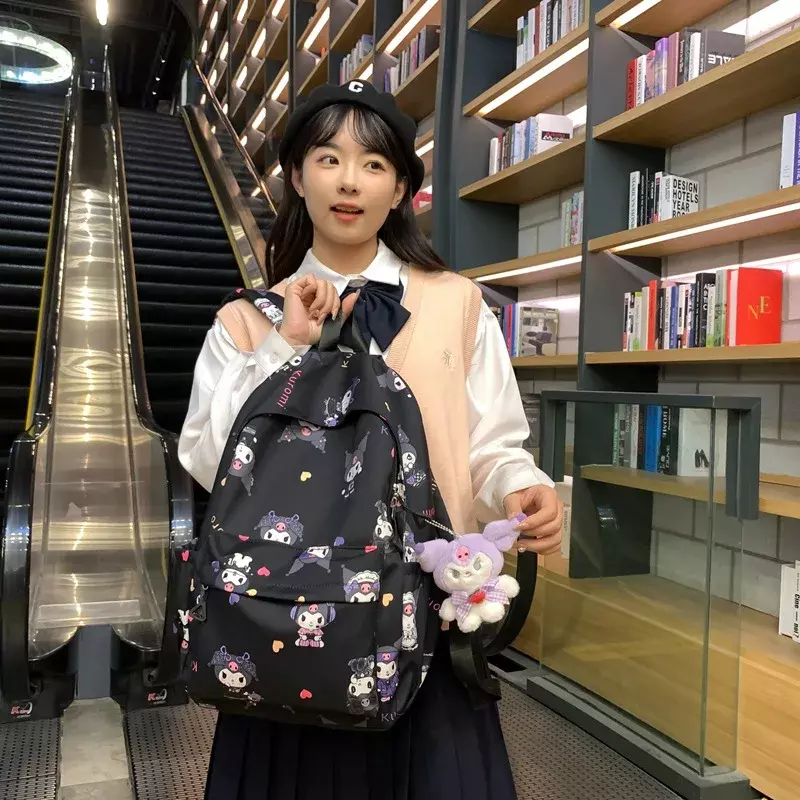 Sanrio-mochila escolar Kuromi de gran capacidad para mujer, bonita mochila de Hello Kitty para estudiantes