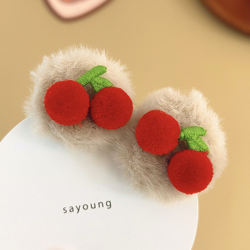 Peluche rosso ciliegia forcine intrecciate a mano ragazze carino copricapo dolci mollette copricapo ornamenti per bambini accessori per capelli regalo