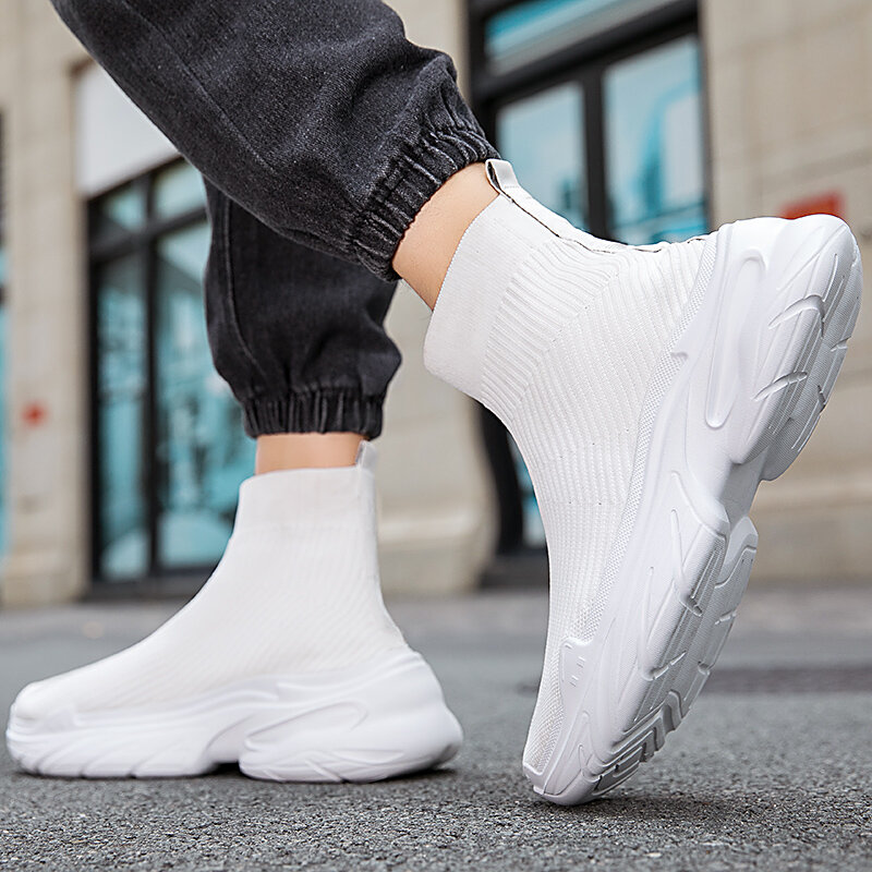 Men's Fly Woven Breathable Sports Shoes Slip-on Fashion Comfortable Casual Socks Shoes Simple Wear-resistant Outdoor Sneakers