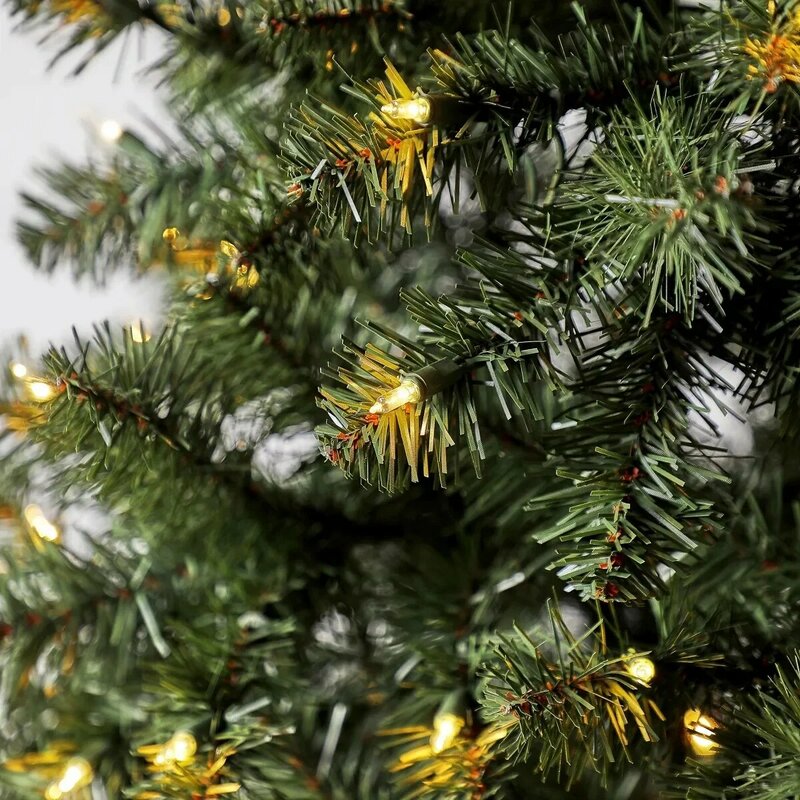 شجرة عيد الميلاد الاصطناعية من صنوبر ماديسون ، أضواء شفافة ، إضاءة مسبقة ، قدم