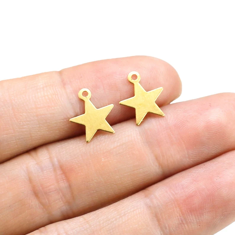 Mini breloques de boucle d'oreille étoile pour bijoux exécutifs, breloque pentagramme en vrac, ton or, accessoires de boucle d'oreille, 11,6x10,2mm, 100 pièces