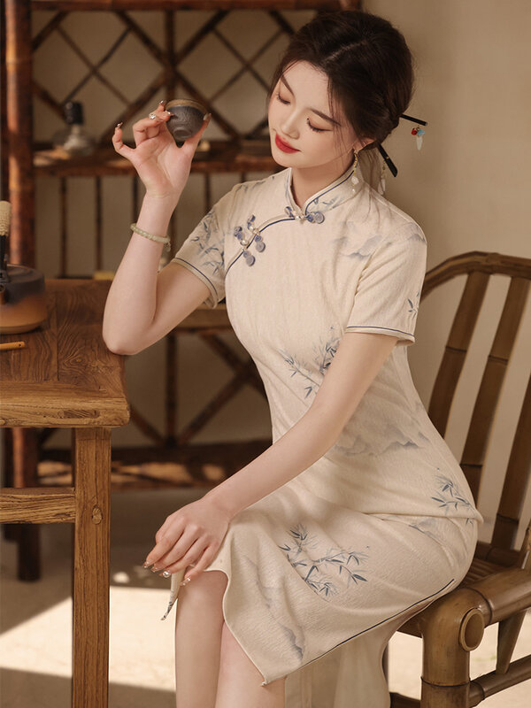 Retro stójka Cheongsam letni nadruk sukienka chińskie tradycyjne z krótkim rękawem Qipao