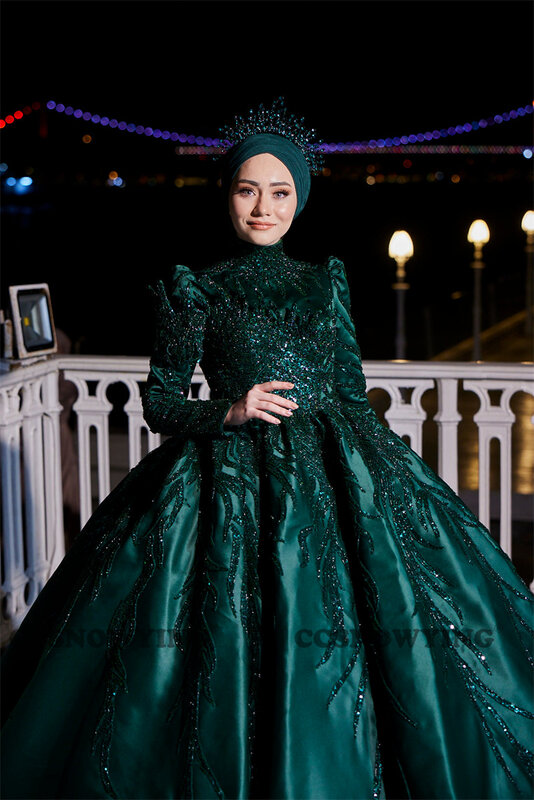 Satynowa suknia wieczorowa z koralikami z długim rękawem na szyję Islamska Arabia Dubaj Formalna suknia balowa Hidżab Robe De Soiree