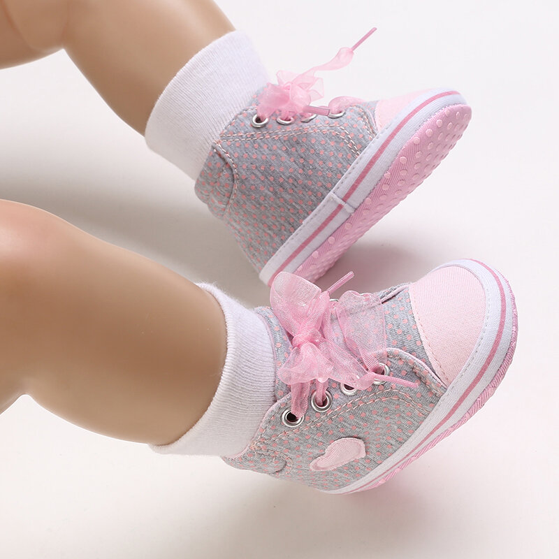 Scarpe da bambino rosa scarpe da principessa di moda scarpe sportive Casual suola morbida per bambini calda antiscivolo primo camminatore 0-18M