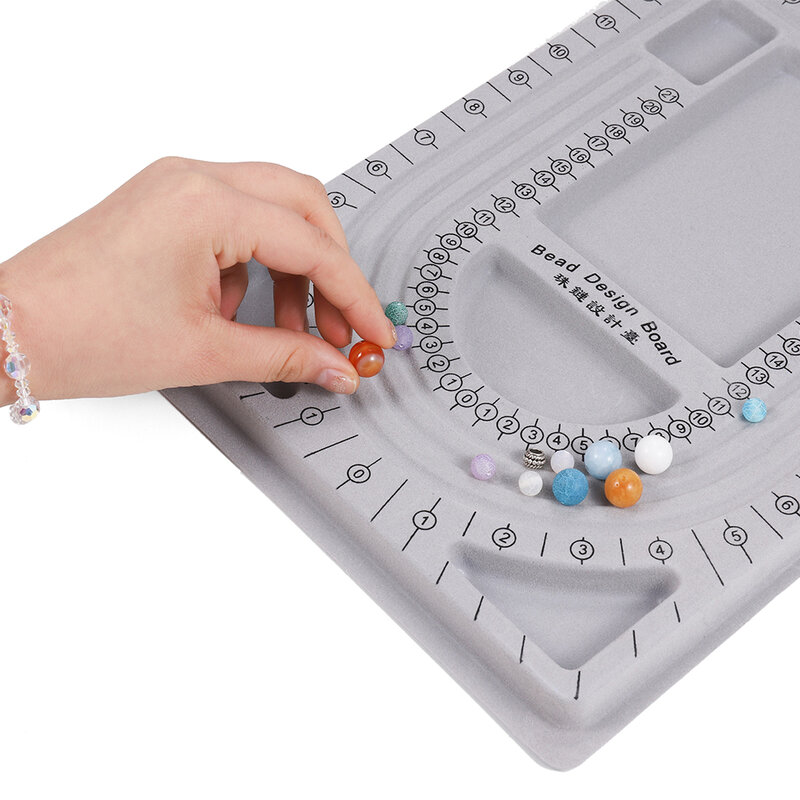 Tablero de cuentas para fabricación de joyas, bandeja organizadora de abalorios aterciopelados, accesorios de herramienta de medición con diseño artesanal en color gris
